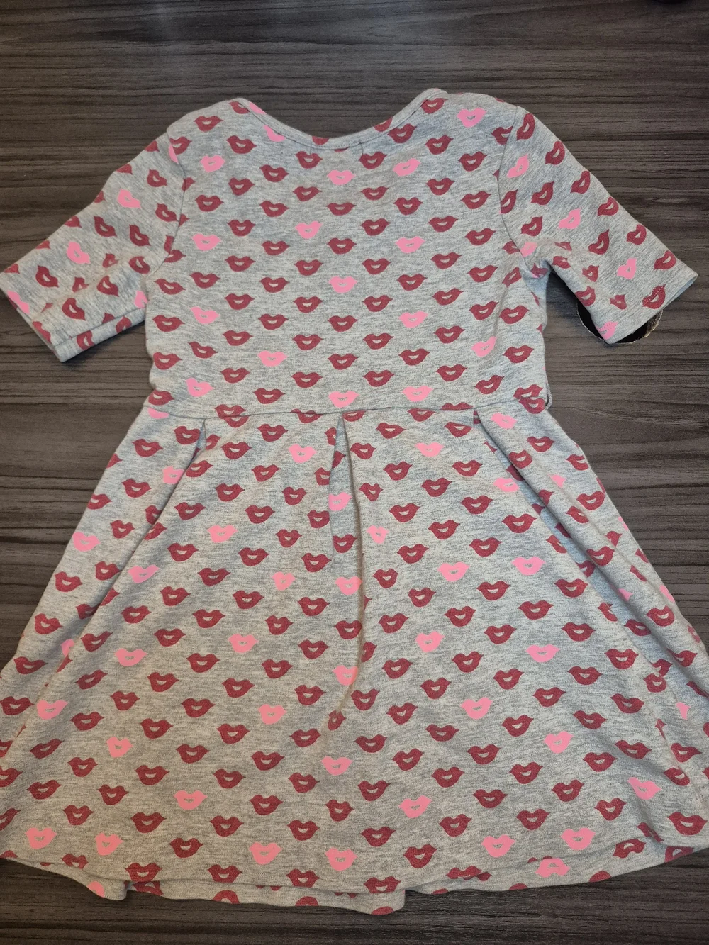 GAP Grey Knit Dress with Pink & Red Heart Print